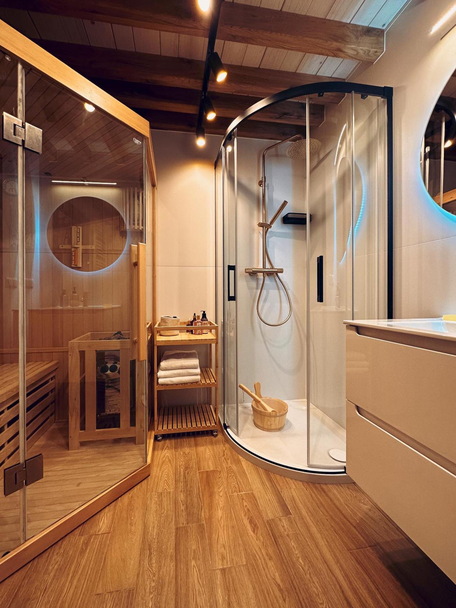 Quiet Luxury On Florianska Apartment Krakow Exterior photo