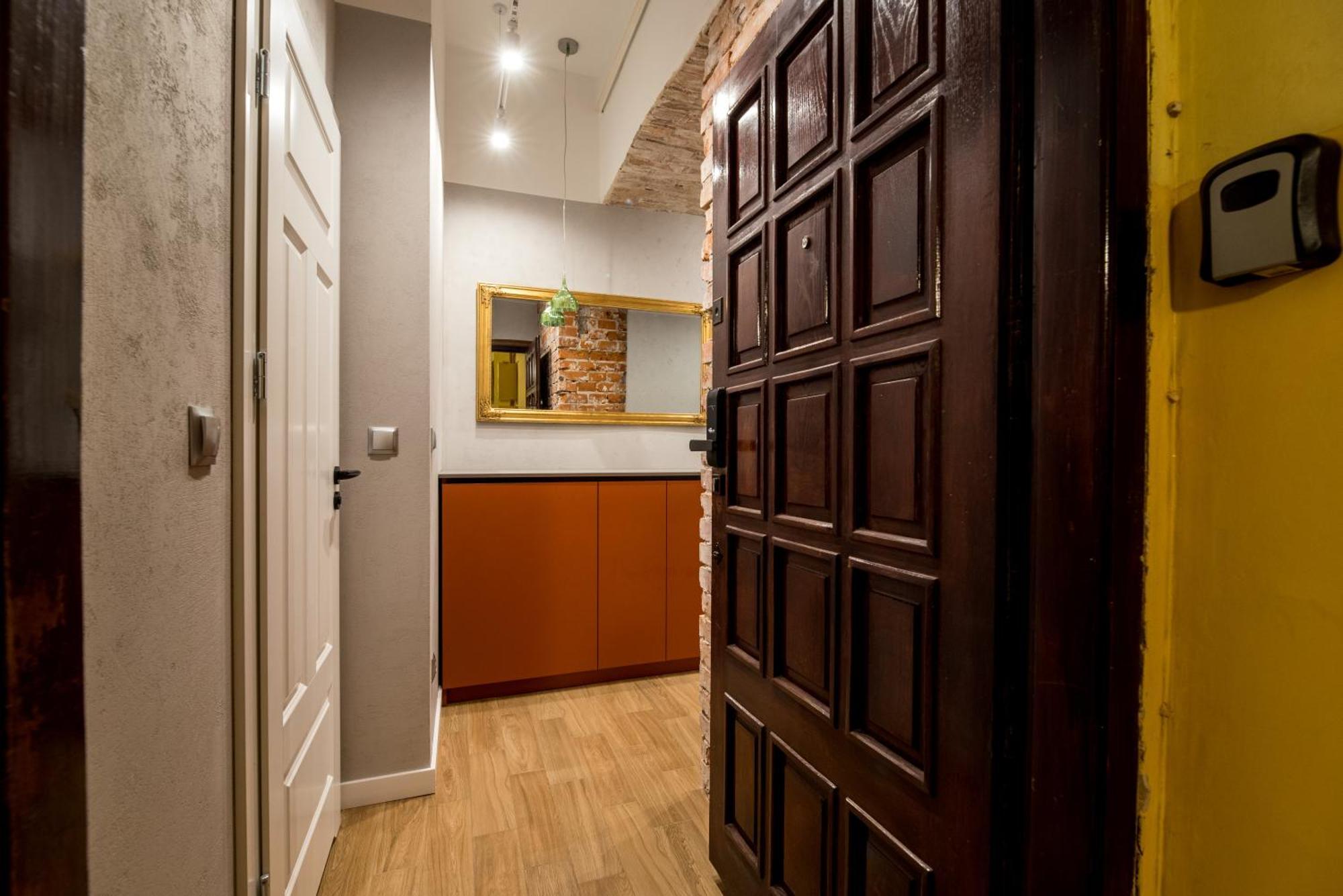 Quiet Luxury On Florianska Apartment Krakow Exterior photo